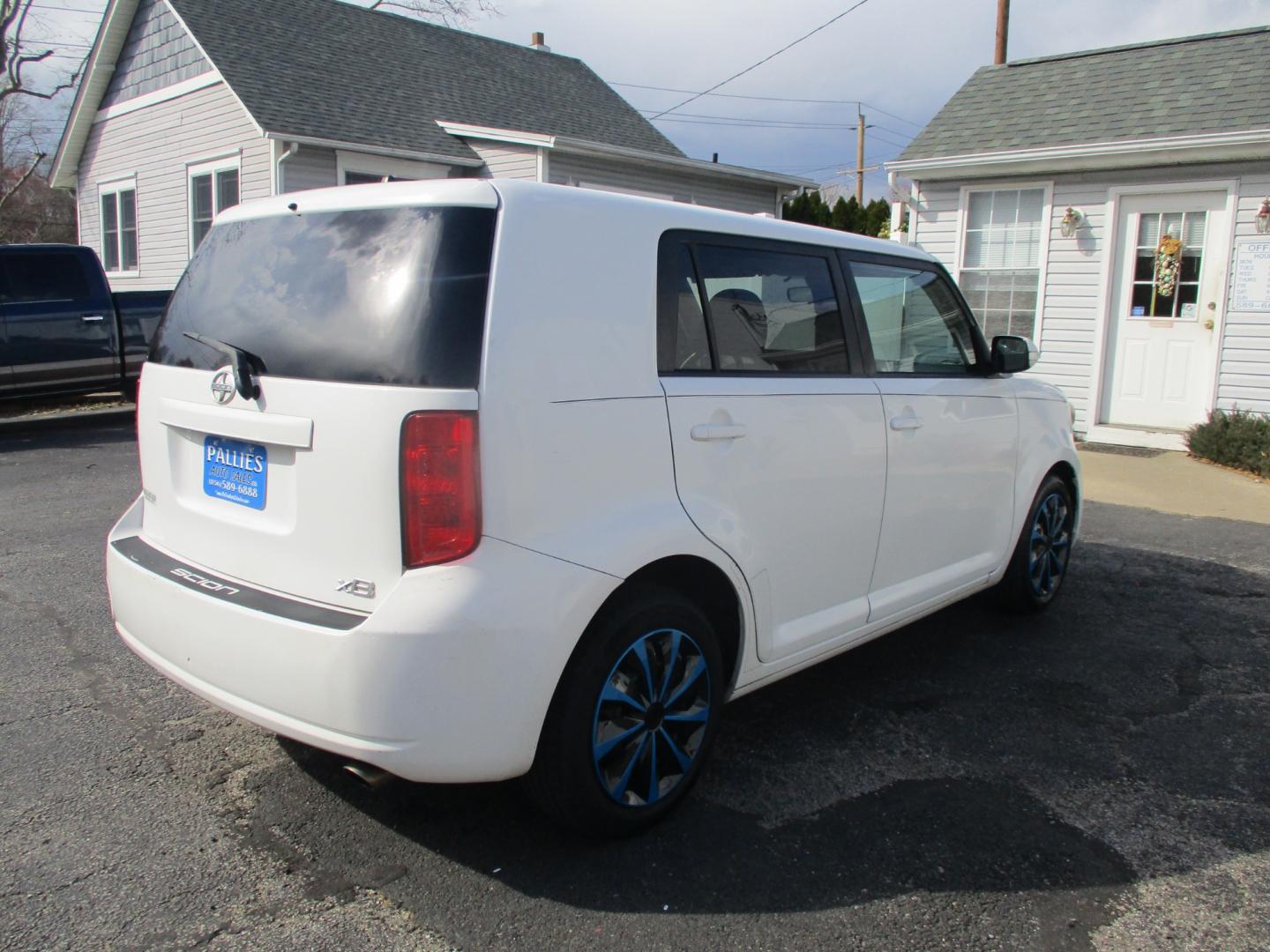 2009 WHITE Scion xB (JTLKE50E391) , AUTOMATIC transmission, located at 540a Delsea Drive, Sewell, NJ, 08080, (856) 589-6888, 39.752560, -75.111206 - Photo#8